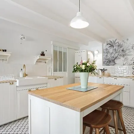 Mamba Bed & Breakfast 3*